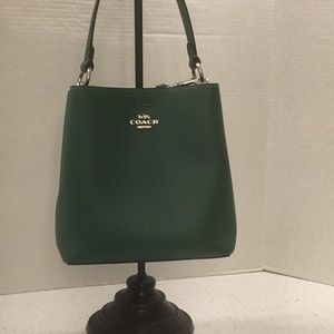 Coach town bucket small